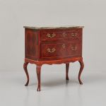 1039 2322 CHEST OF DRAWERS